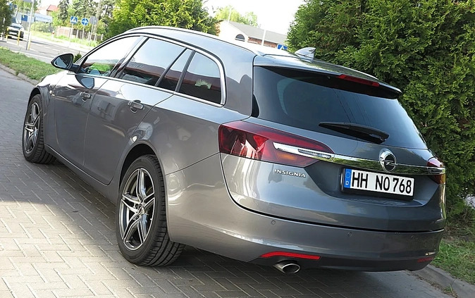 Opel Insignia cena 44600 przebieg: 135000, rok produkcji 2017 z Pieńsk małe 781